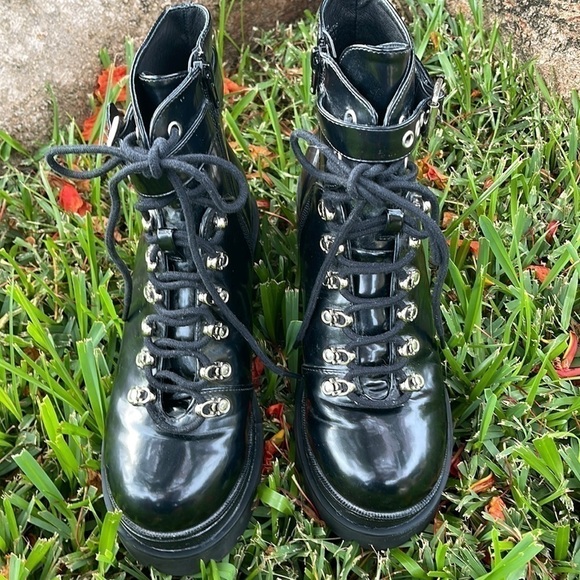 Jeffrey Campbell 🎈sale🎈black boots. Very good condition - Picture 1 of 10